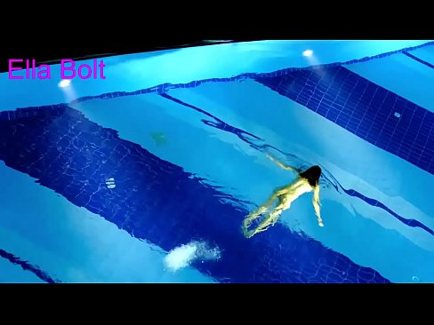 ❤️ Jeg kan ikke stoppe med at se, ung blondine fanget i at svømme nøgen i ELLA BOLT resort pool Fucking at da.sex-porntube.ru ❌